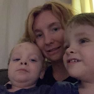 Meet your Posher, Holly